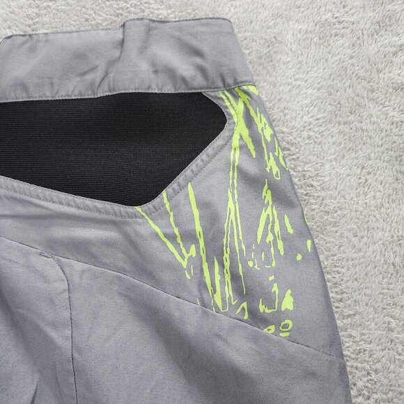 Royal Racing Cruiser Shorts Womens Size Medium Grey Black Zippers - Picture 12 of 16
